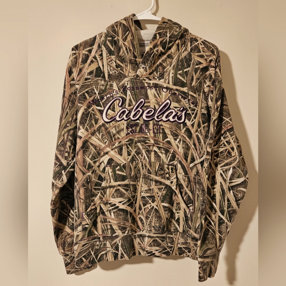 Cabelas Camo Sweat Shirt/Hoodie